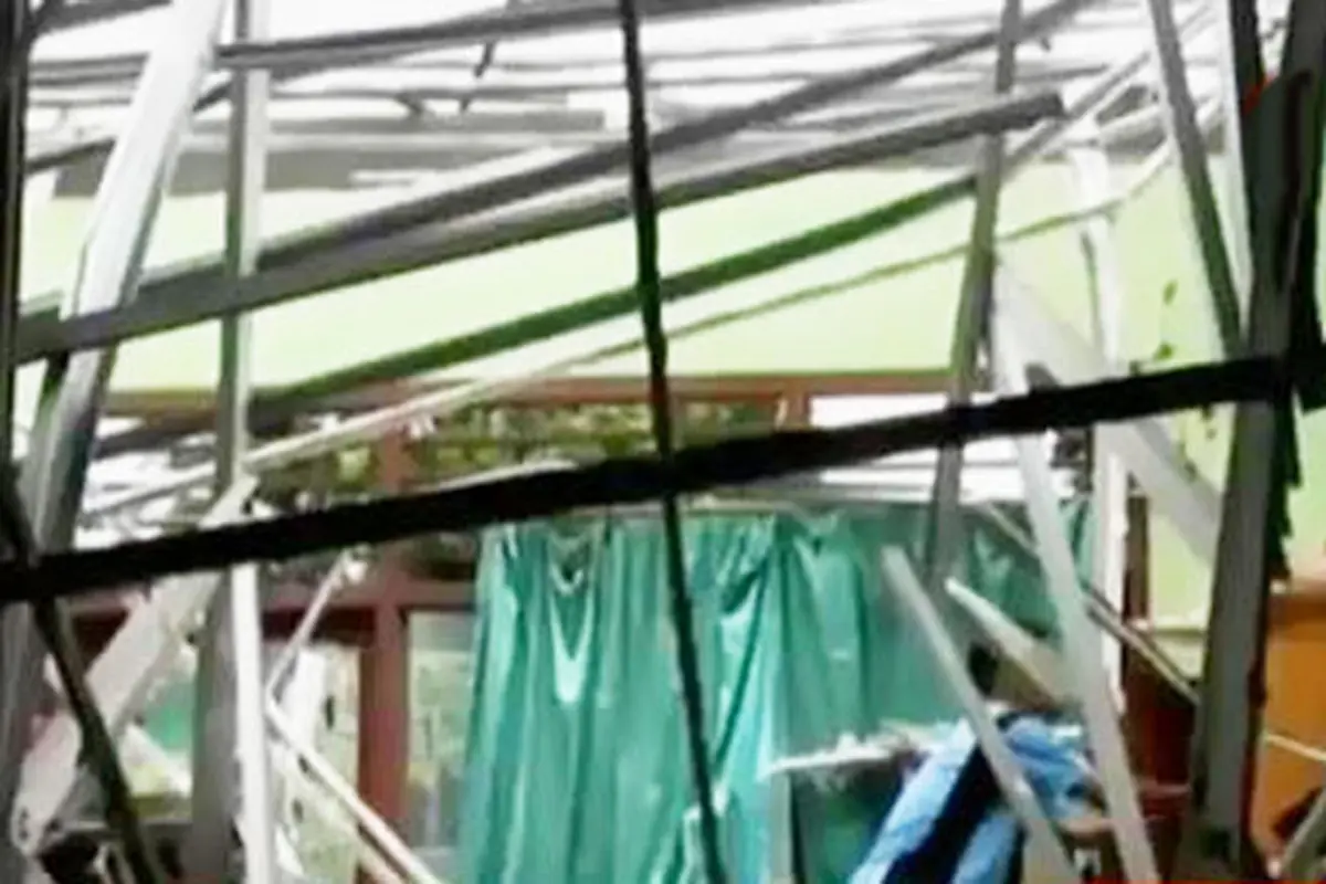 Kilas Indonesia: Gedung SD di Depok Ambruk Lukai 6 Siswa