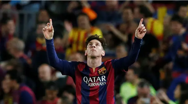 Ekspresi Lionel Messi setelah mencetak gol ke gawang Bayern Muenchen. Barcelona menang 3-0 atas Bayern Muenchen dalam semi final pertama Liga Champions. (Reuters/Albert Gea)