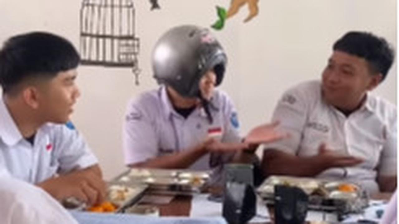 Momen Lucu Siswa Makan Bergizi Gratis Sambil Joget Oke Gas