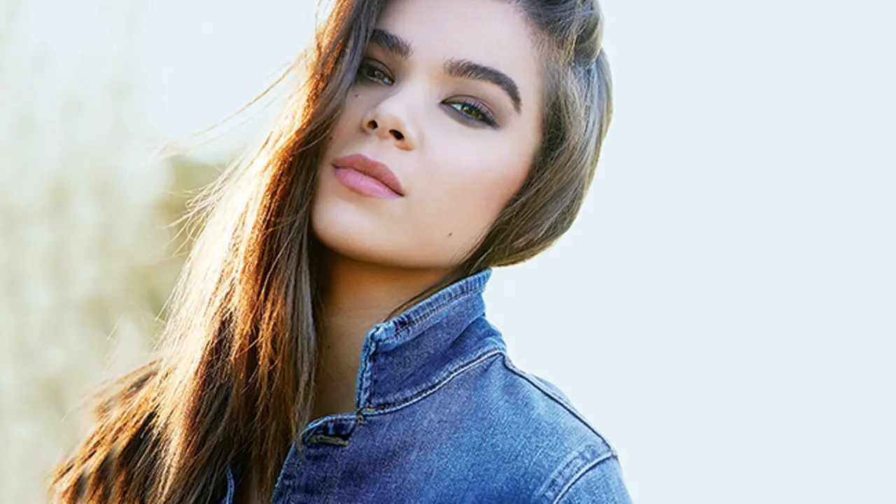 [Bintang] Hailee Steinfeld