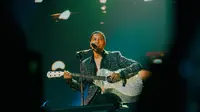 Babyface Tampil Memukau di Jakarta, Malam Cinta yang Tak Lekang oleh Waktu