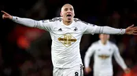 Ditekuk Swansea City, Southampton Gagal Gusur MU