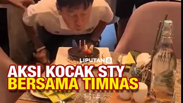 Sebuah video yang diduga merupakan perayaan ulang tahun Shin Tae-yong bersama timnas Indonesia viral di media sosial. Dalam video tersebut, tampak STY bergembira saat diberikan kue ulang tahun, bahkan dirinya sempat melakukan aksi yang menggemaskan.