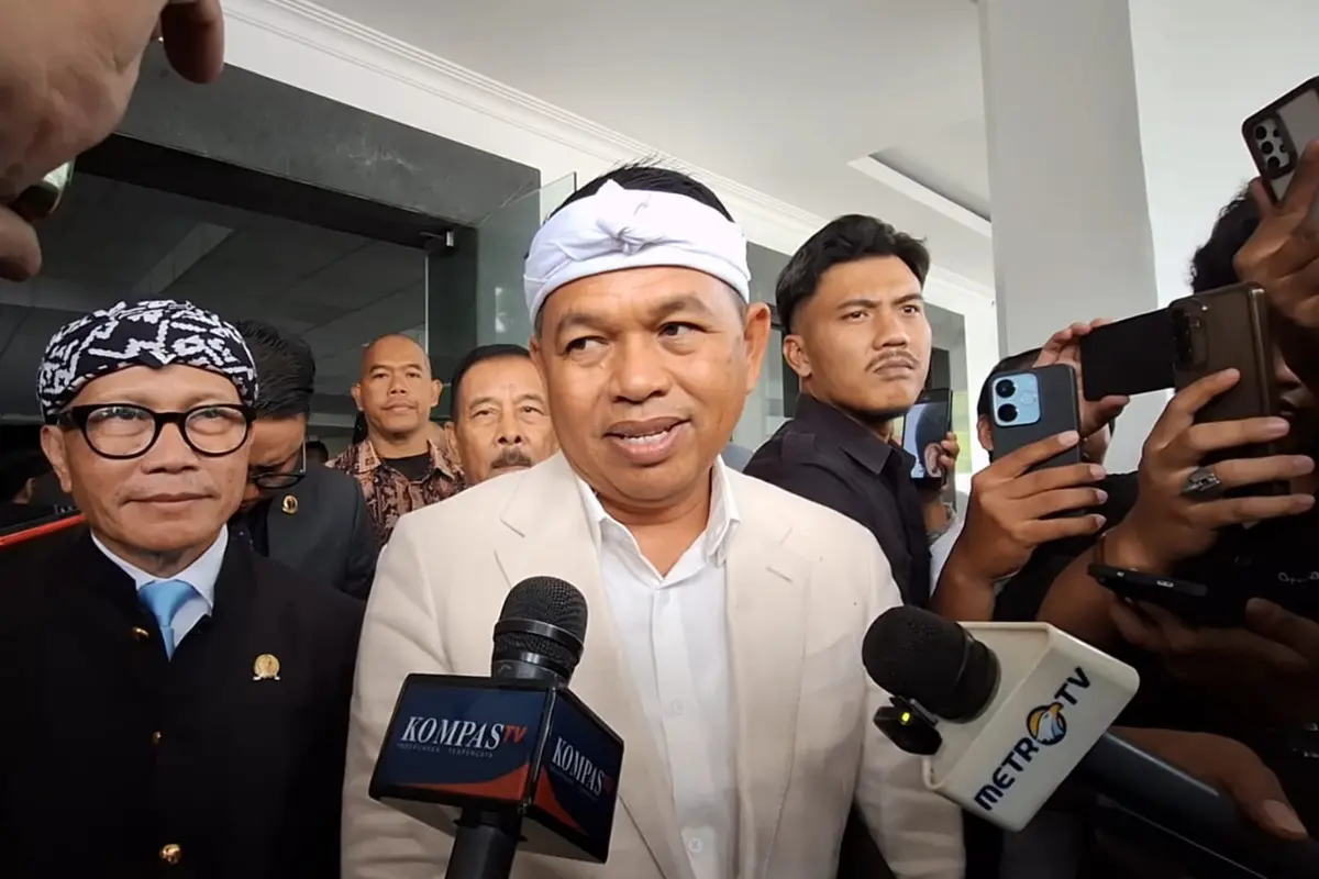Gubernur Jawa Barat Dedi Mulyadi