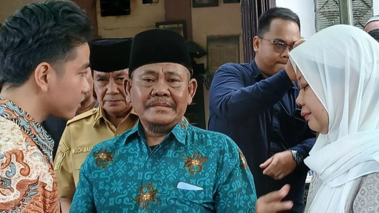 Suara Lirih Orangtua Andika Lutfi di Depan Gibran, Anaknya Meninggal Dunia Usai Ikut Demo di DPR