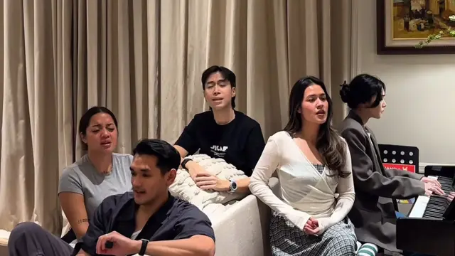 Vidi Aldiano saat Menyanyikan Lagu Indonesia Jaya. [@raisa6690]
