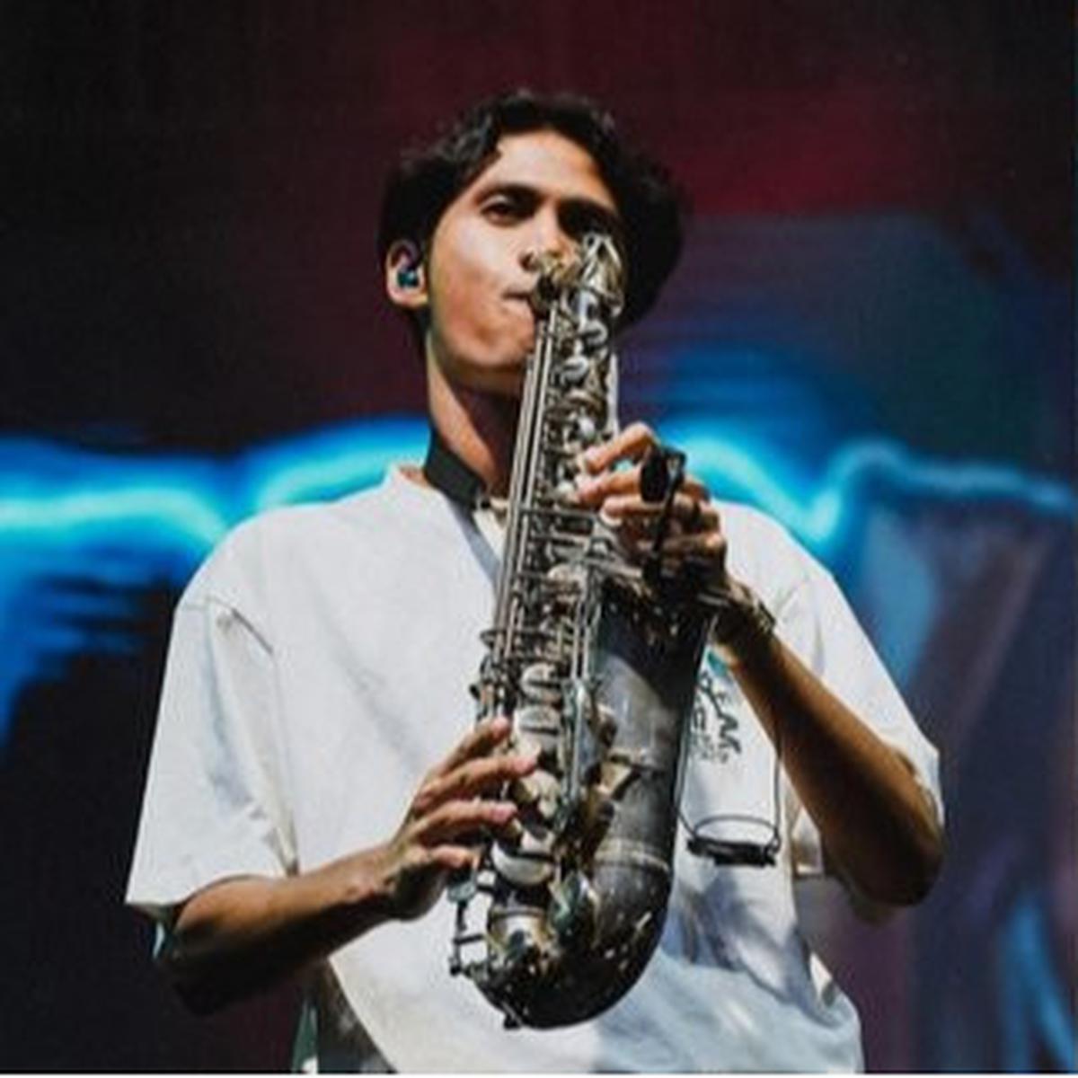 Ria Ricis Buka Suara Soal Kedekatan Dengan Evan WMD Pemain Saxophone Denny Caknan