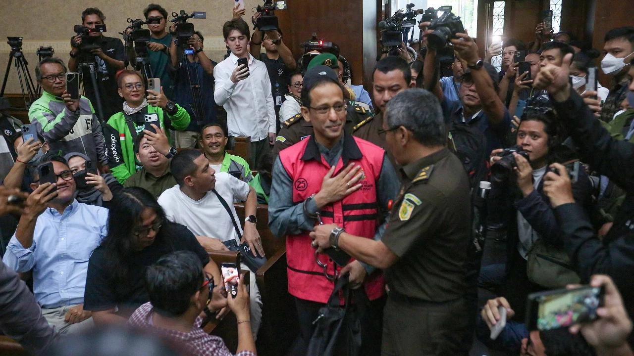 Nadiem Didakwa Rugikan Negara Rp2,18 Triliun, Terima Rp809,59 Miliar dalam Kasus Korupsi Chromebook