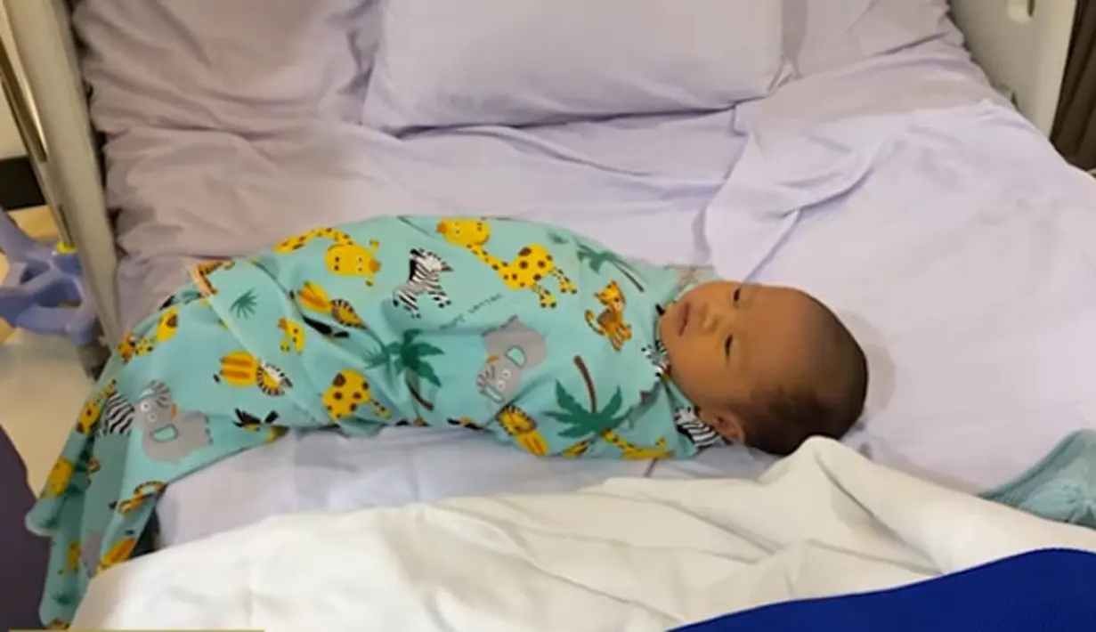 Citra Kirana dan Rezky Aditya (Youtube/Ciky Citra Rezky)