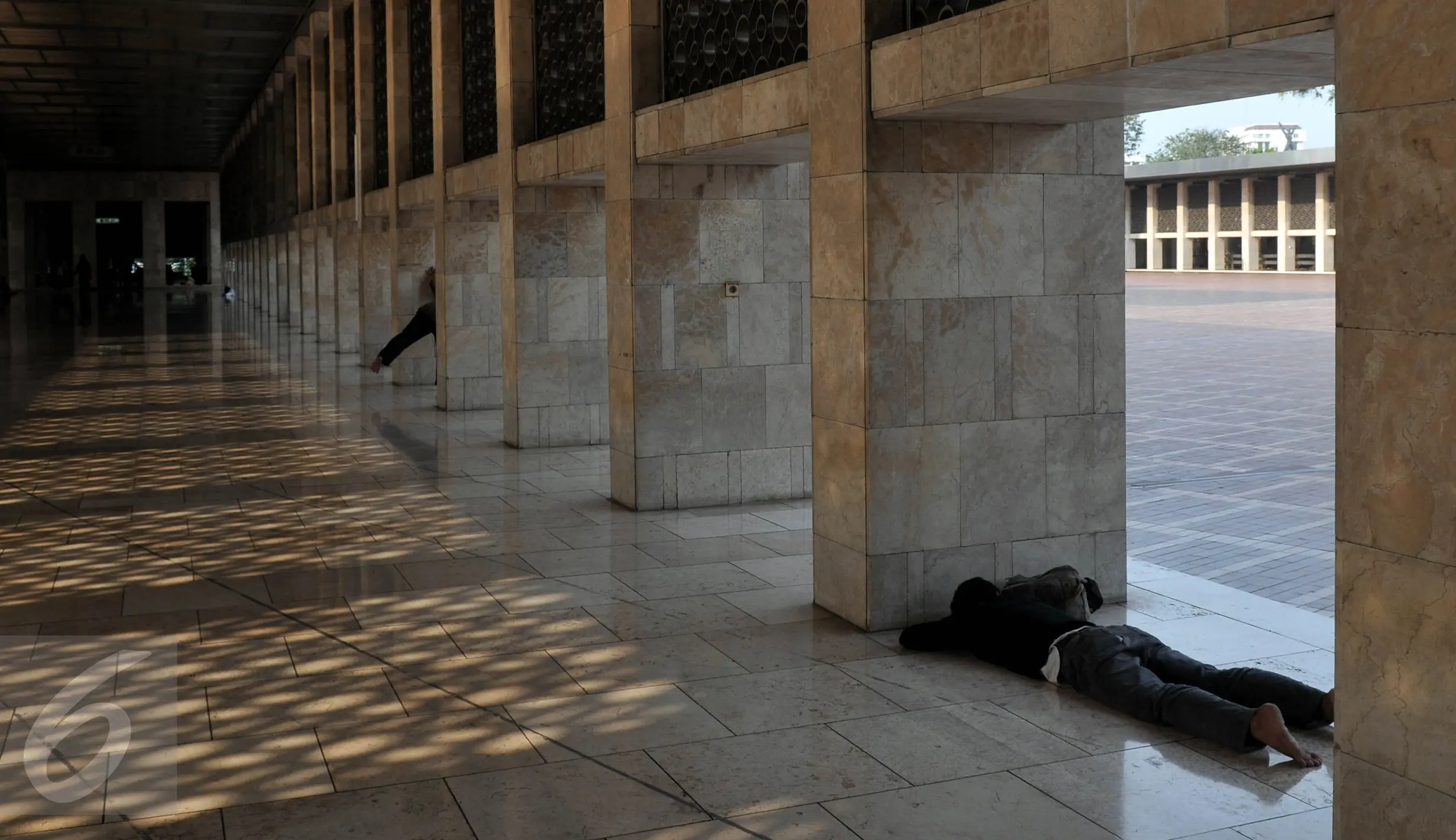 Penampakan Masjid Istiqlal di Siang Hari - Foto Liputan6.com