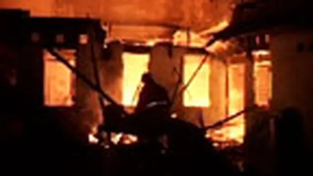 Bengkel di Palmerah Hangus Terbakar