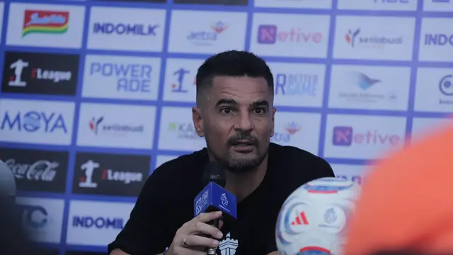 Pelatih Persita Tangerang, Carlos Pena