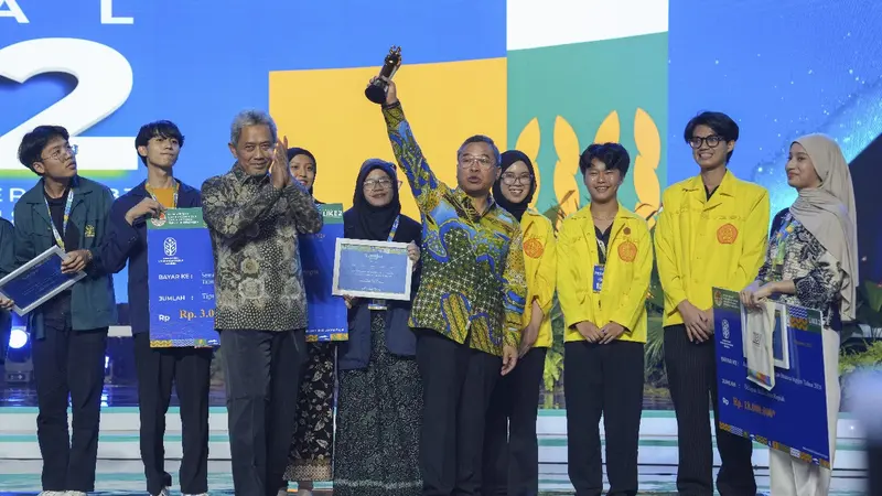 Wakil Menteri (Wamen) Kementerian Lingkungan Hidup dan Kehutanan (KLHK) Alue Dohong dalam ajang Festival LIKE-2 (Lingkungan Hidup, Kehutanan, dan Energi) (Istimewa)