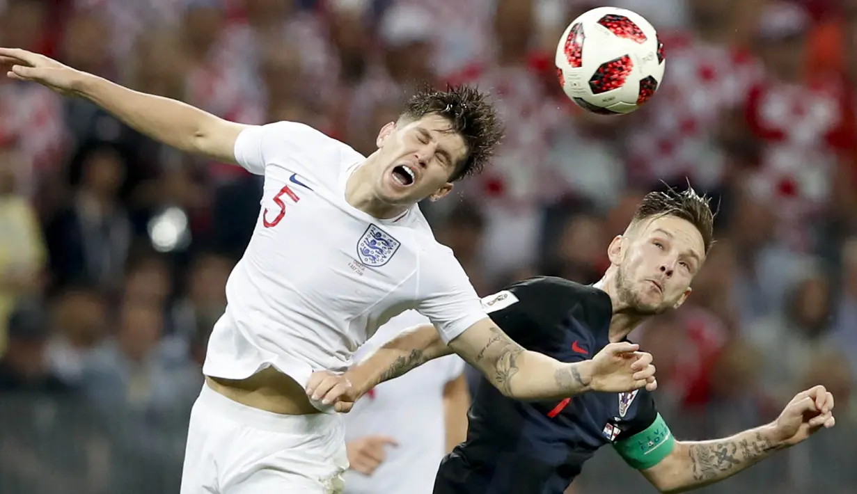 Pertama kalah di final Liga Champions melawan Chelsea. Lalu kalah dengan menyakitkan saat dihajar Italia di final Piala Eropa 2020. (Foto:AP/Rebecca Blackwell,Pool)
