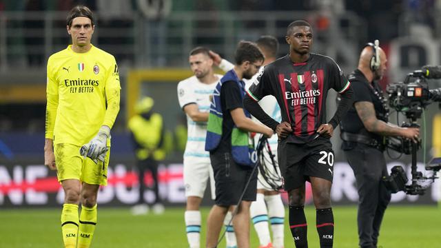 Foto: Momen Kartu Merah Fikayo Tomori yang Jadi Biang Keladi Kekalahan Back to Back Milan dari Chelsea di Liga Champions