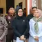 Rekonstruksi kasus penganiayaan Taufik Hidayat terhadap Yuvita Tri Rezeki di Mapolda Jabar, Kamis (2/7/2026). (Azzura Galexia/merdeka.com).