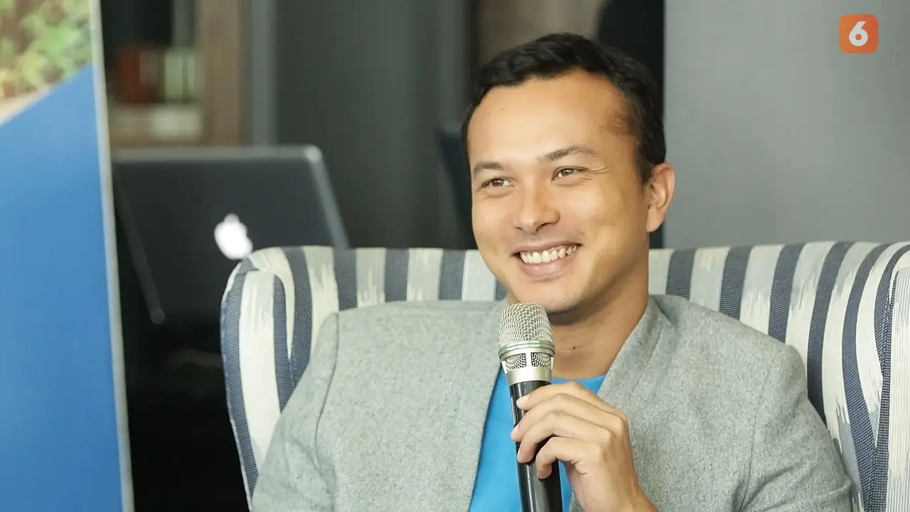 [Fimela] Nicholas Saputra