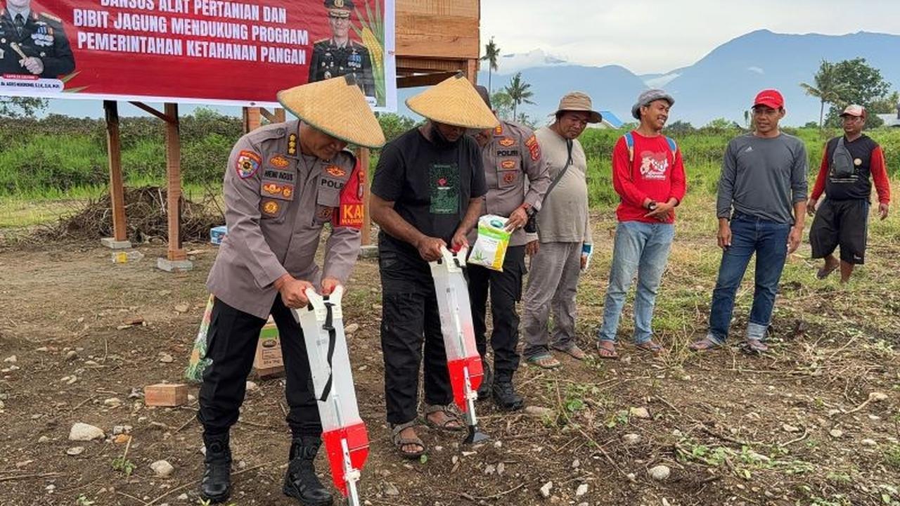 Fakta Unik: Dari Eks Simpatisan Jadi Petani Produktif, Polda Sulteng Salurkan Bansos Pertanian di Sigi