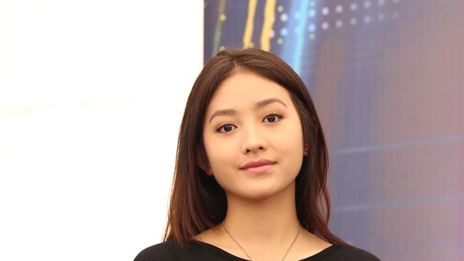 Natasha Wilona Pamer Kecantikan di Lokasi Syuting - Celeb 