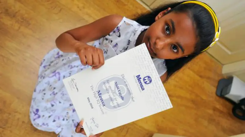 Hebat, Gadis 10 Tahun Ini Lebih Pintar Daripada Einstein