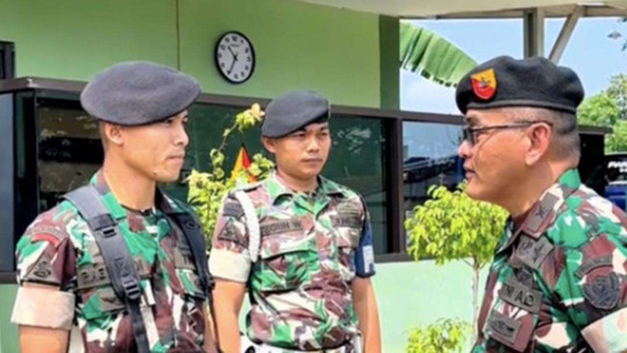 ⁠Kolonel Edward Sitorus Bangga Anak Satpam Jadi Anggota TNI 'Jangan Bikin Malu Ya