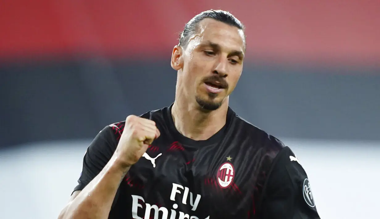 5. Zlatan Ibrahimovic - Striker AC Milan ini terkenal tak betah berlama-lama berada di satu klub. Pemain asal Swedia itu tercatat telah membela 9 klub sepanjang kariernya. (Spada/LaPresse via AP)