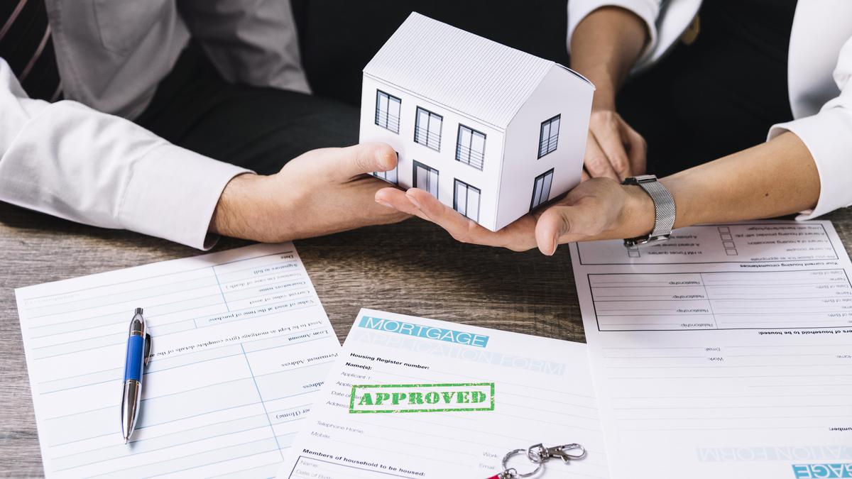 Surat Perjanjian Jual Beli Rumah Lengkap: Contoh, Format, dan Tips agar Aman Secara Hukum