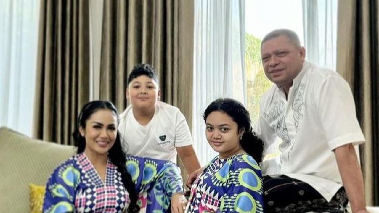 Potret Penuh Kehangatan Kris Dayanti Jalani Ramadan Hari Pertama Bareng Keluarga Besar, Yuni Shara Ramai Disorot