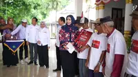 Dapat Becak Listrik, Penarik Becak Sidoarjo Ramai-ramai Panjatkan Doa untuk Prabowo