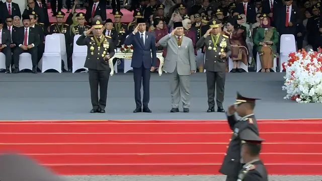 Menteri Pertahanan sekaligus Presiden terpilih periode 2024-2029 Prabowo Subianto menghadiri upacara HUT ke-78 Bhayangkara di Monas, Jakarta, Senin (1/7/2024).