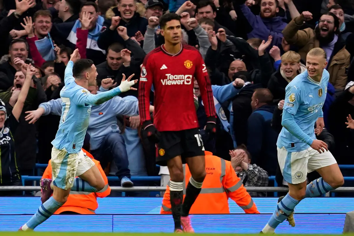 Manchester City atas Manchester United