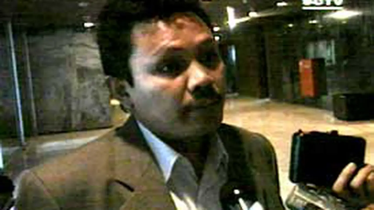 120202aPDKB-maaf.jpg