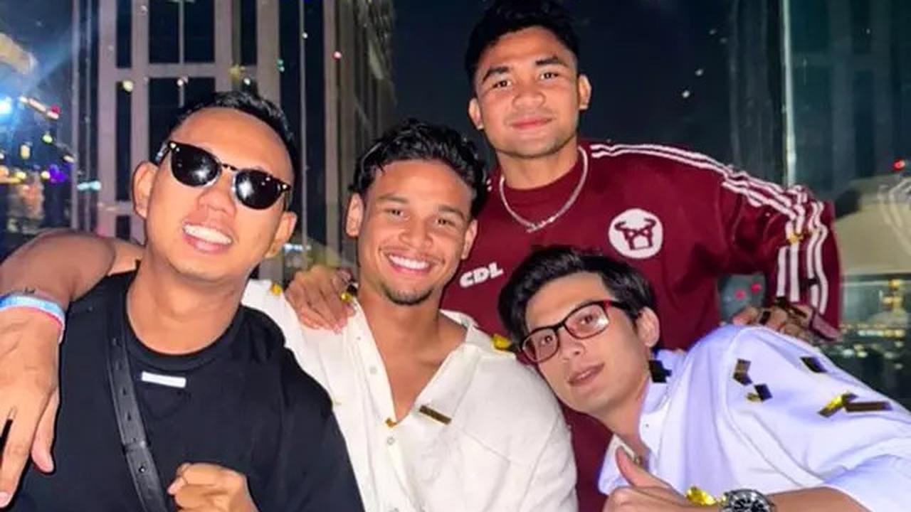 7 Potret Maria Theodore Dekat Irfan Fandi, Romantis Rayakan Tahun Baru