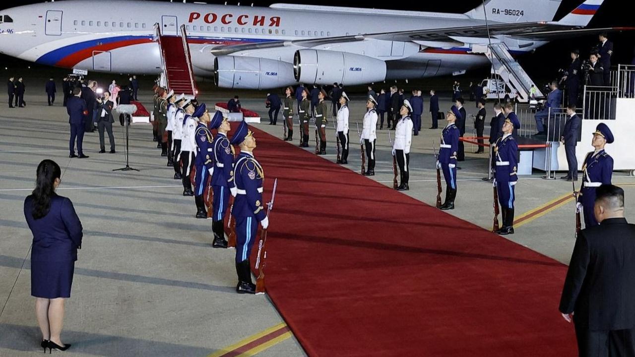 Selama kunjungan di Korea Utara, Putin akan menghadiri berbagai acara termasuk diskusi tatap muka dengan Kim, konser gala, resepsi kenegaraan, penandatanganan dokumen, hingga pernyataan resmi kepada media. Foto: Reuters<br>