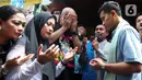 "Ya ini acara bertemu dan bersilaturahmi dengan warga saja, tadi juga ada pemeriksaan kesehatan gratis, cek tensi, dan lain-lain," kata Gibran di Warakas, Jakarta Utara. (Liputan6.com/Herman Zakharia)