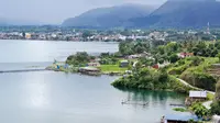 Danau Toba di Pulau Samosir, Sumatera Utara.