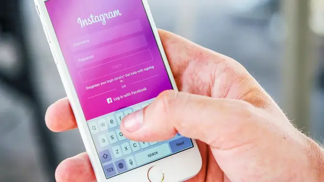 Ilustrasi Instagram