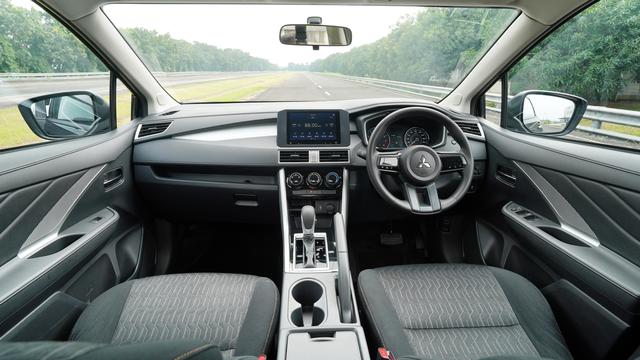 New Mitsubishi Xpander Exceed Tourer CVT