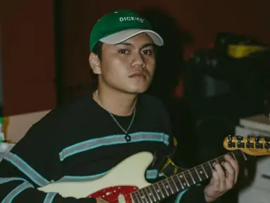Sebagai seorang publik figur, tentunya Gangga Kusuma juga memiliki selera fashion yang baik. Salah satu fashion item yang kerap dikenakan oleh Gangga adalah topi. (Liputan6.com/IG/ganggaksm)