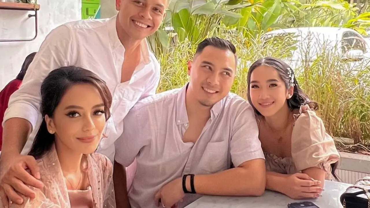 Kedekatan DJ Freya dan Rio Alief Drummer Noah, Tampil Mesra Kondangan Bareng