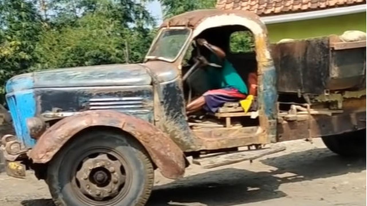 Sekilas Tentang ZIL-164