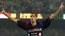 Rivaldo - Pemain yang memiliki tendangan kaki kiri keras dan penyelesaian akhir yang akurat ini bergabung dengan Barcelona pada 1997-2002. Rivaldo mempersembahkan 130 gol dan dua gelar La Liga beruntun pada dua musim pertamanya di Barcelona. (AFP/Christophe Simon)