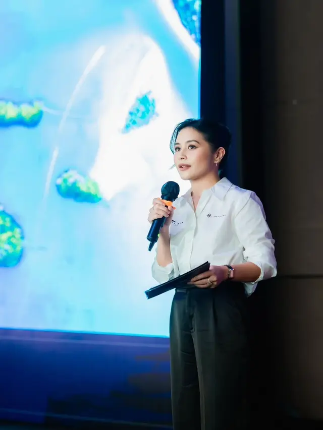Bisnis Kapal Wisata Mewah Prilly Latuconsina