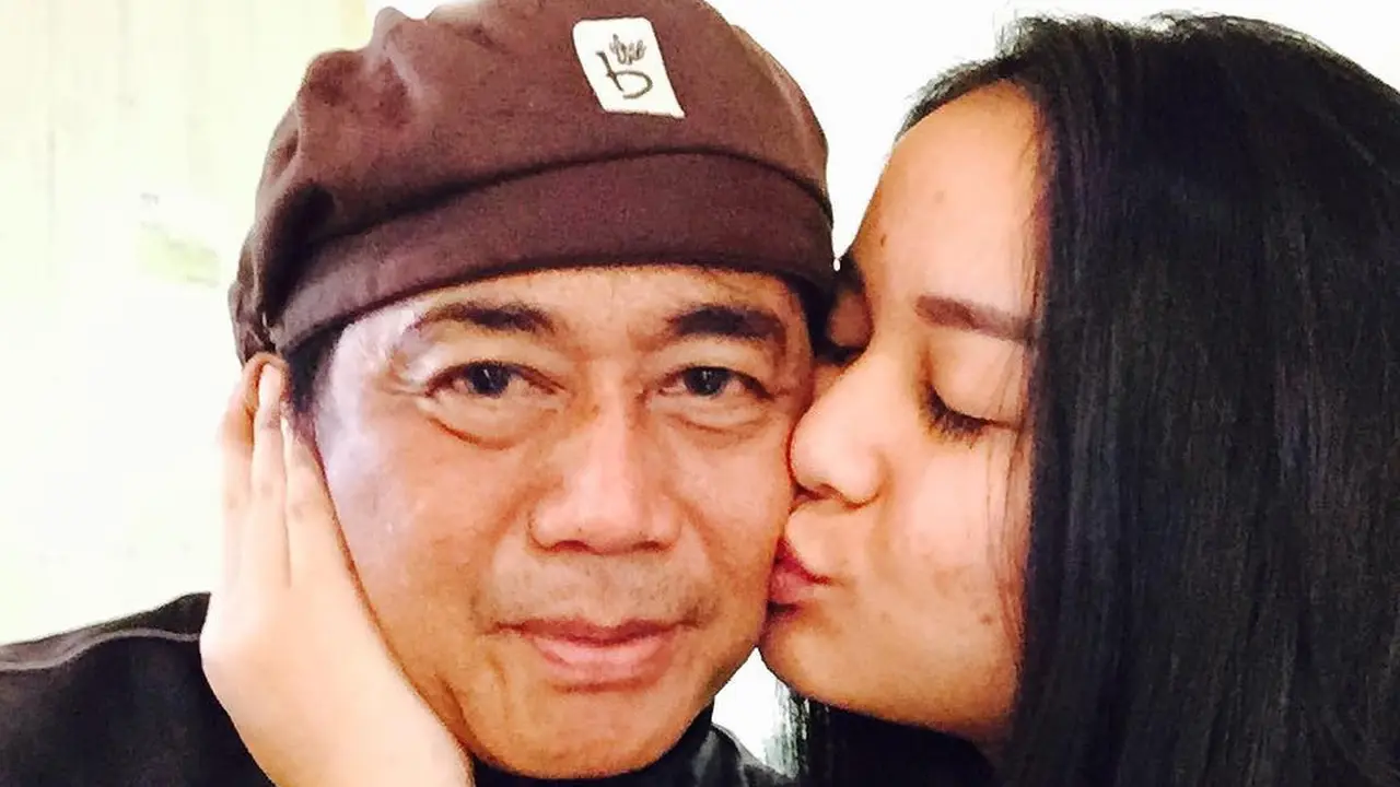 Memo Sanjaya dan Juwita Bahar (https://www.instagram.com/p/BL16Q0tFe2x/)