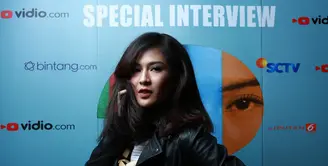 Dian Sastrowardoyo pemeran utama film yang sudah melegenda seperti Ada Apa Dengan Cinta.. (Galih W Satria/Bintang.com)