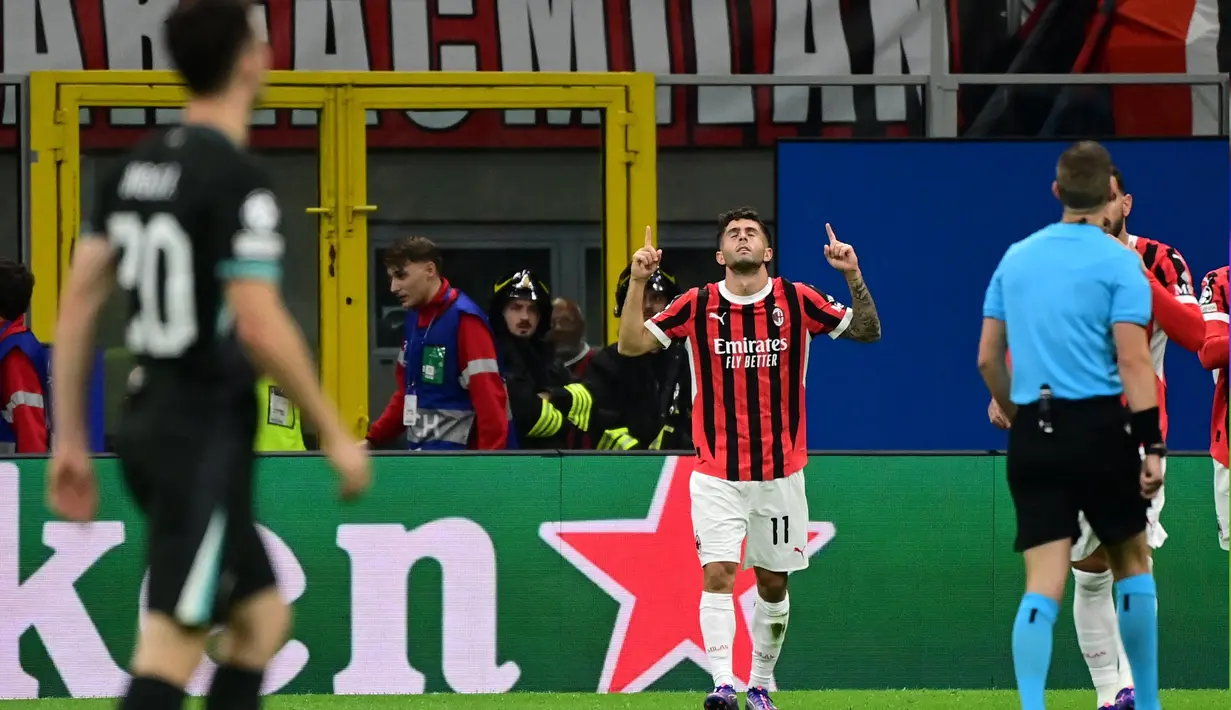 Liverpool tertinggal lebih dulu lewat gol cepat yang dicetak pemain AC Milan, Christian Pulisic pada menit ke-3. (PIERO CRUCIATTI/AFP)