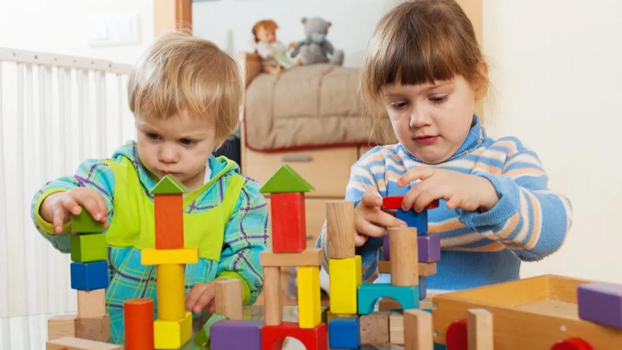 1.&nbsp;Montessori: Menumbuhkan Kemandirian dan Kreativitas