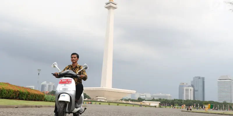 20 Unit Motor Listrik Jadi Kendaraan Operasional Monas