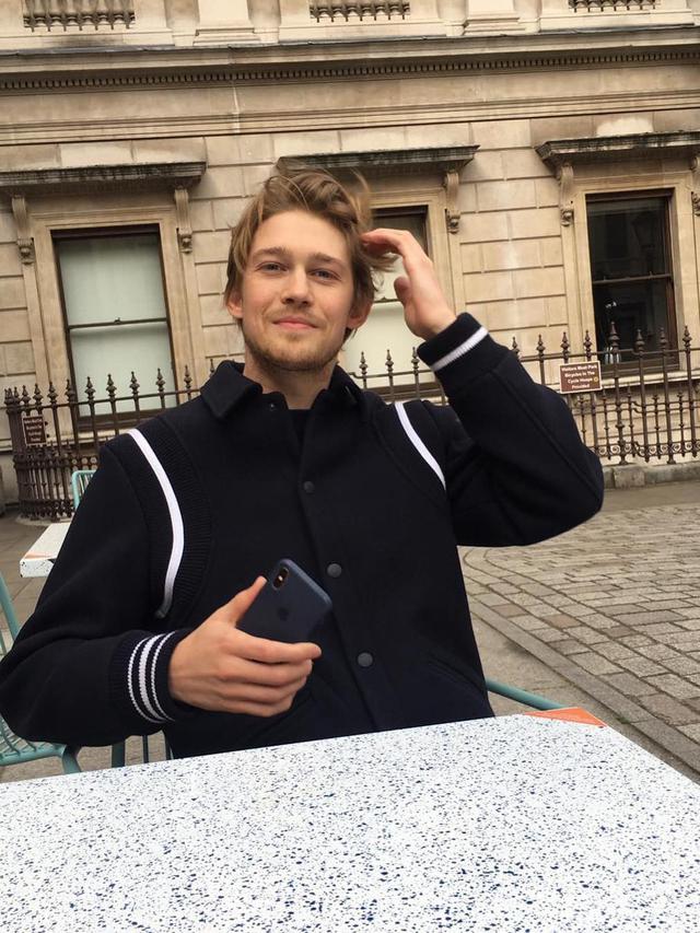 Joe Alwyn (Instagram/ joe.alwyn)