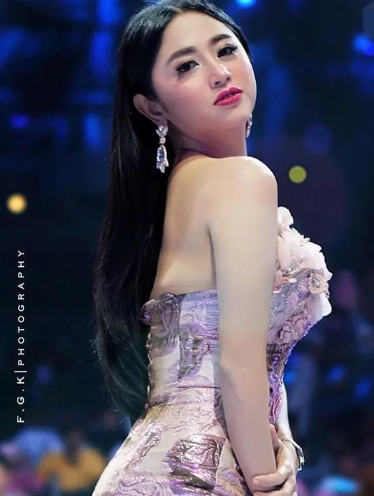 (Instagram/dewiperssikreal)